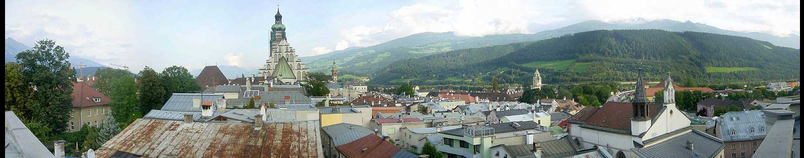 Panoramabild: Ausblick vom Ansitz Rainegg