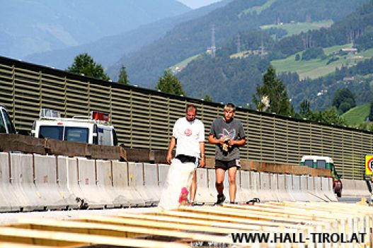 Mehr Sicherheit für täglich 70.000 Fahrzeuglenker zwischen Volders und Hall-West (A 12)